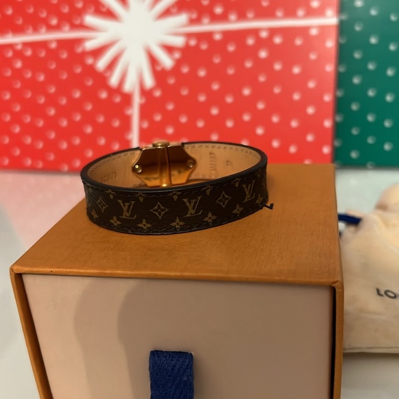 Louis Vuitton Nano Monogram bracelet - Picture 3 of 6